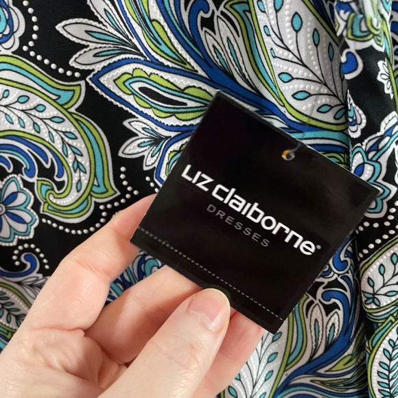 Women 4 Small Beautiful Paisley Dress Spring Summer Gorgeous NWT - Picture 5 of 6